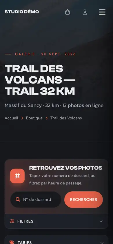 Galerie d'une course sur mobile : photos de trail filigranées, prix et bouton Ajouter